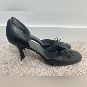 Stuart Weitzman Black Leather Bow Detail Heels Y2K VINTAGE